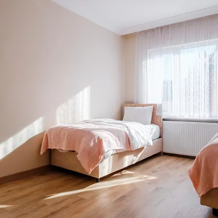 Sleek Flat With Balcony In Daire Bursa